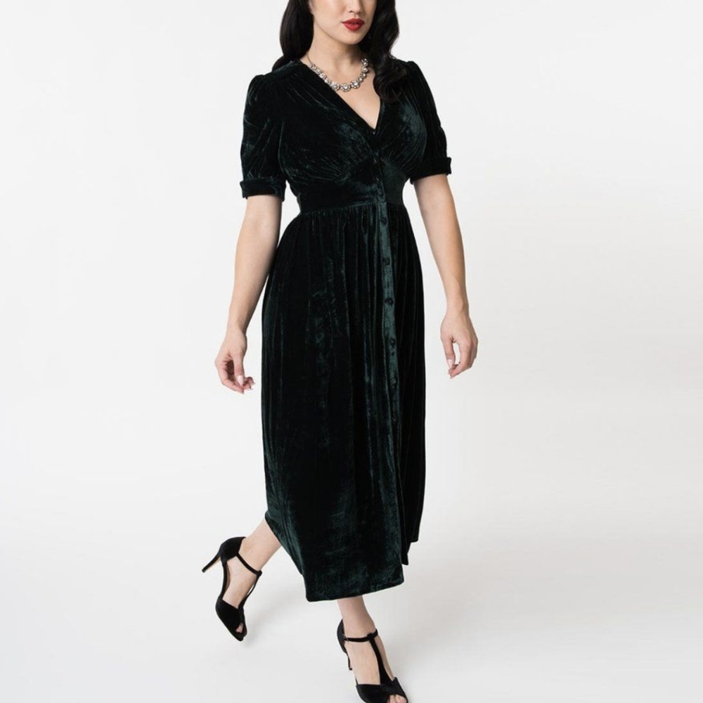 Hunter green velvet midi dress